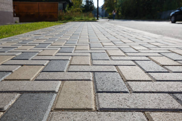 Best Decorative Driveway Paving in Louisburg, KS